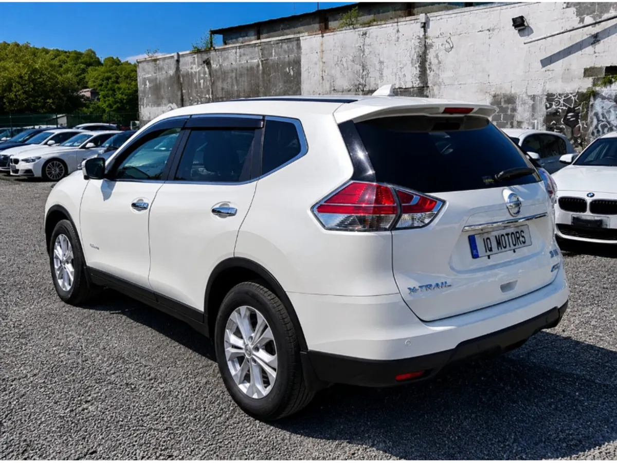 Nissan X-Trail 2.0L Petrol Hybrid - Automatic - Lo - Image 5
