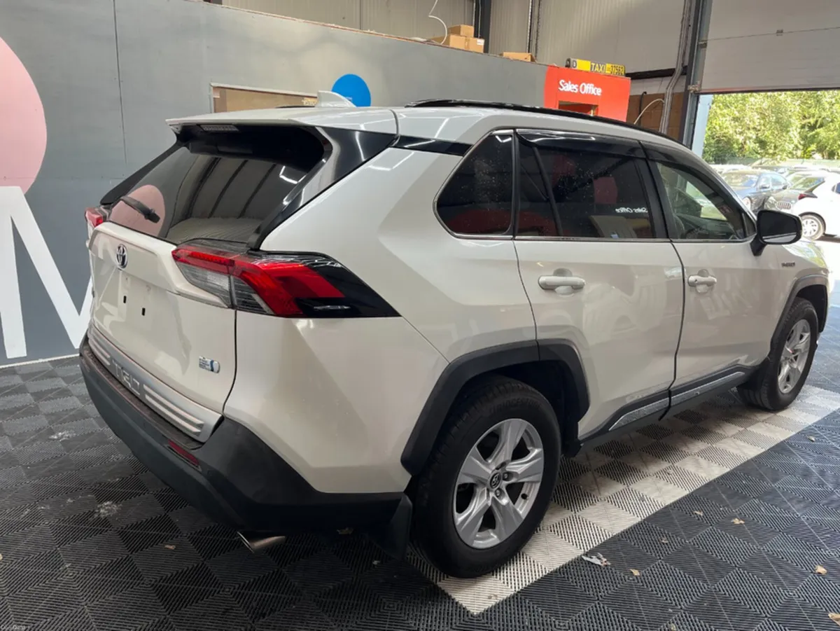 Toyota RAV4 2019 TOYOTA RAV4 HYBRID X 2.5 AUTOMATI - Image 2