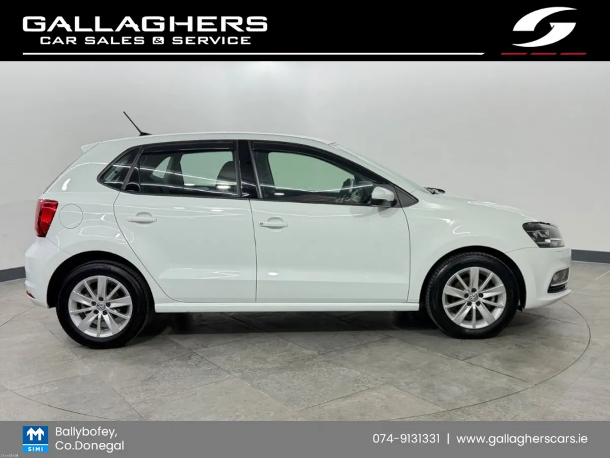 Volkswagen Polo COMFORTLINE 1.2 PETROL AUTOMATIC O - Image 3
