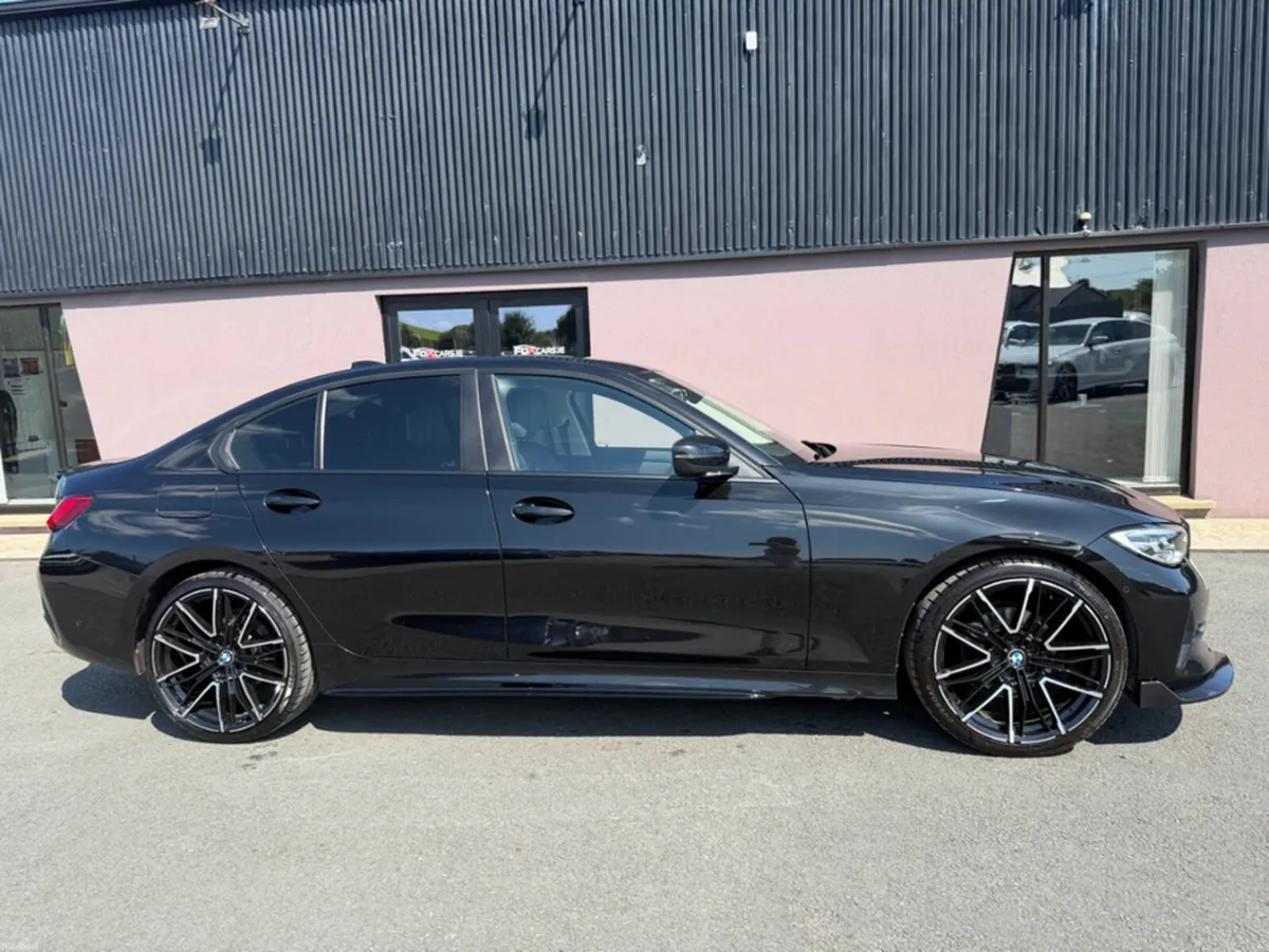 BMW 3-Series XDRIVE SE AUTO 320 D - Image 5