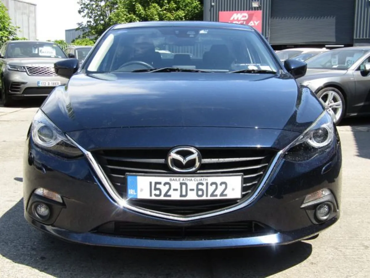 Mazda Mazda3 1.6D (150PS) Executive SE 4DR - Image 2