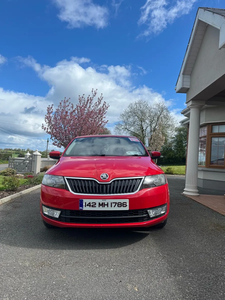 Skoda Rapid - Image 2