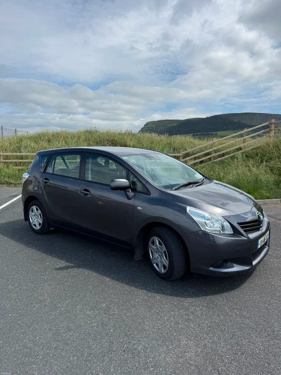 TOYOTA VERSO T2 - Image 2