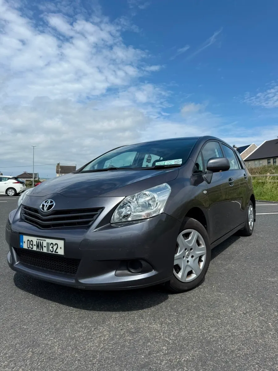 TOYOTA VERSO T2 - Image 3