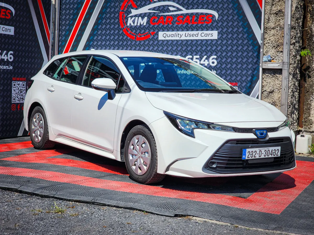 Toyota Corolla 2023 - Image 3