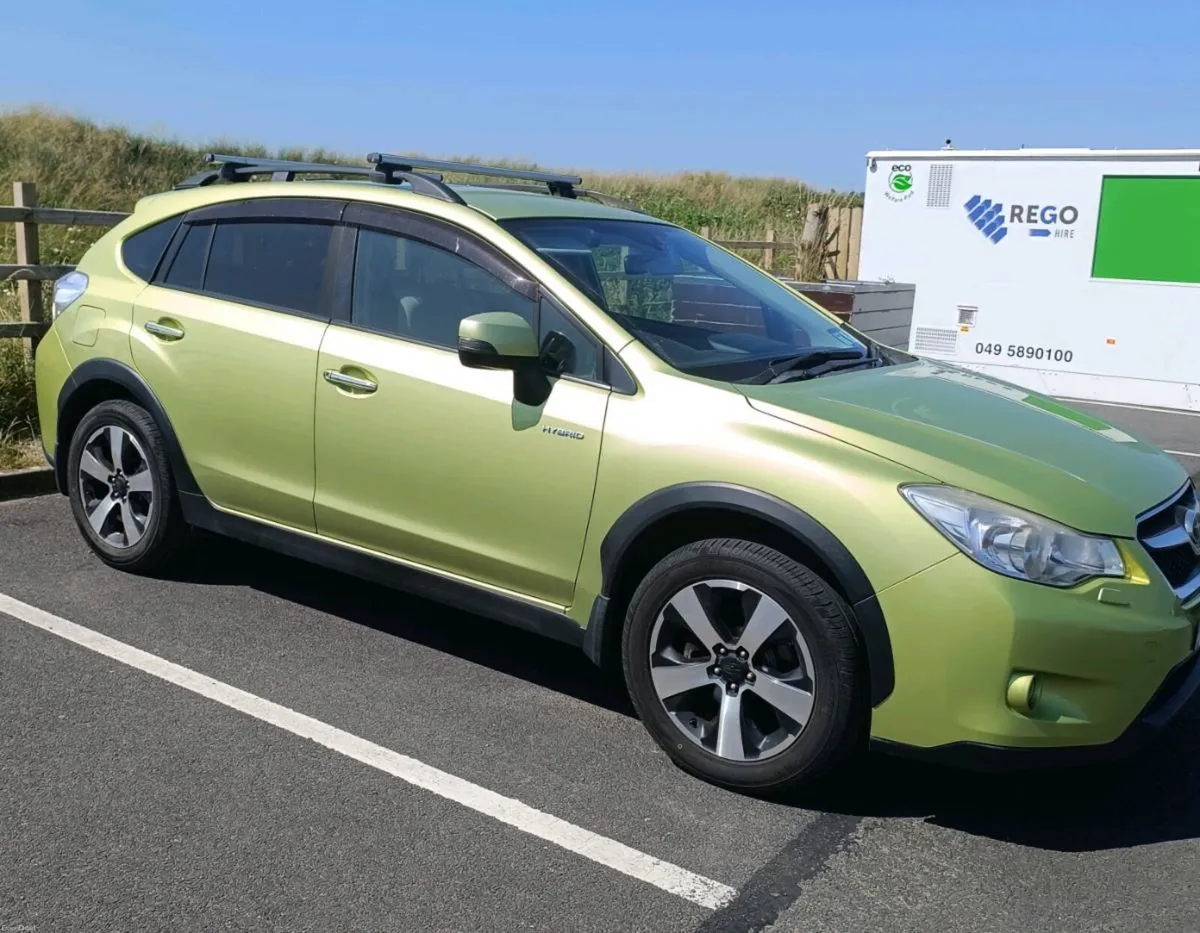 2013 Subaru XV Hybrid . SUV . AWD. Low km. NCT/TAX - Image 1