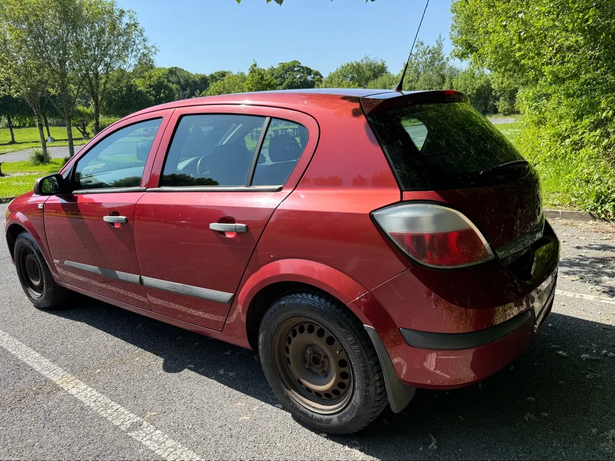 Opel Astra 2006 - Image 4