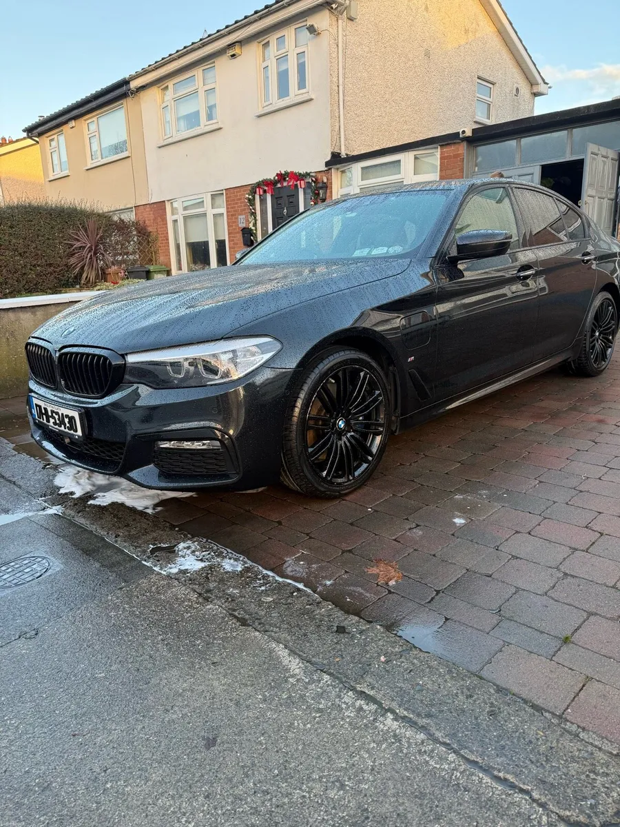 2017 BMW 530e M Sport Auto – Top Specification - Image 1