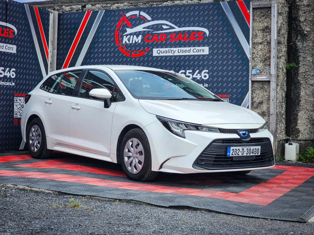 Toyota Corolla 2023 - Image 3