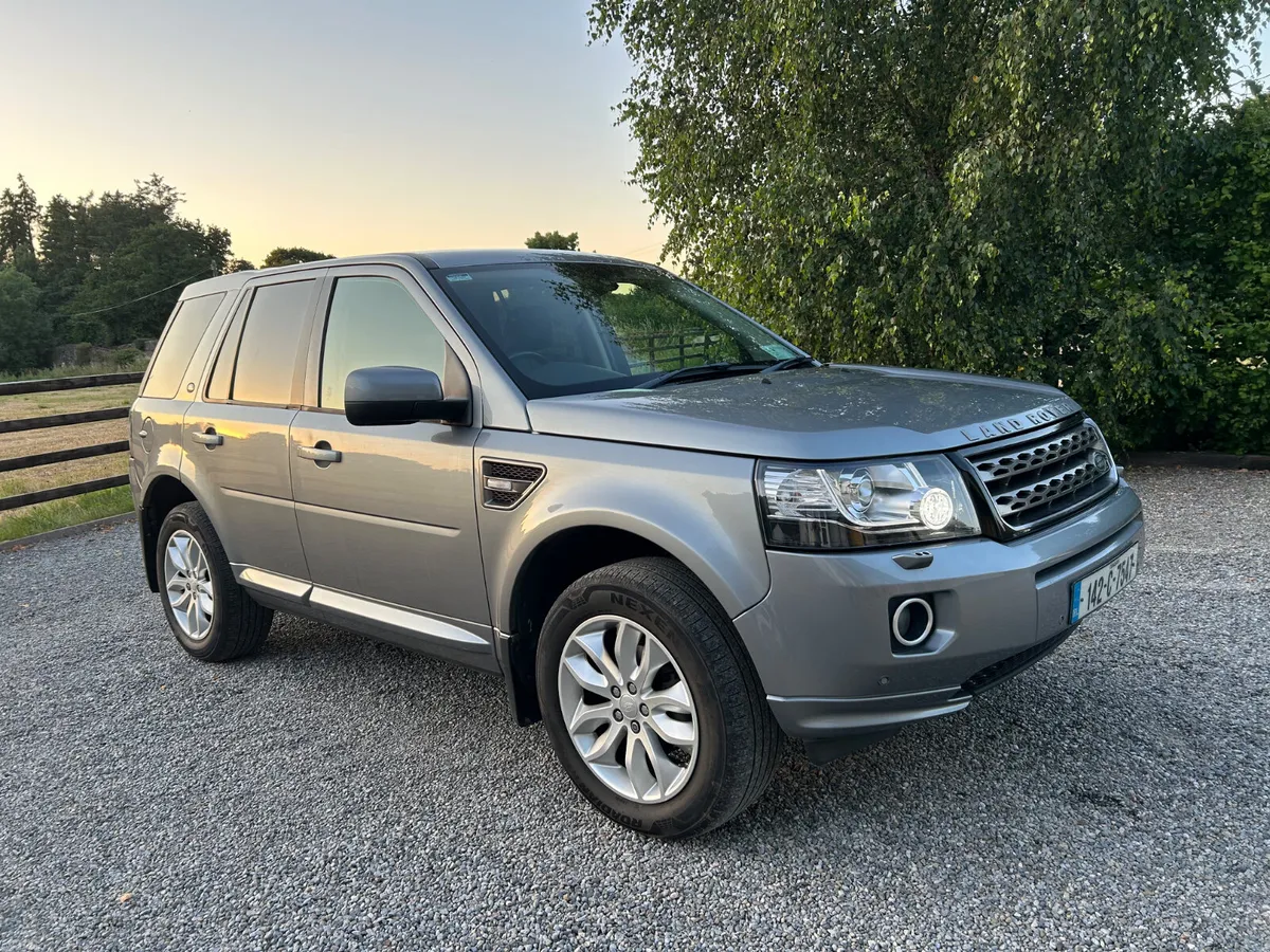 2014 Freelander 2 Auto SE Tech - Image 3