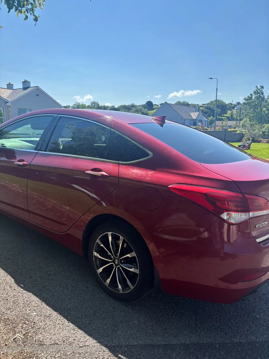 Hyundai i40 2016 - Image 1