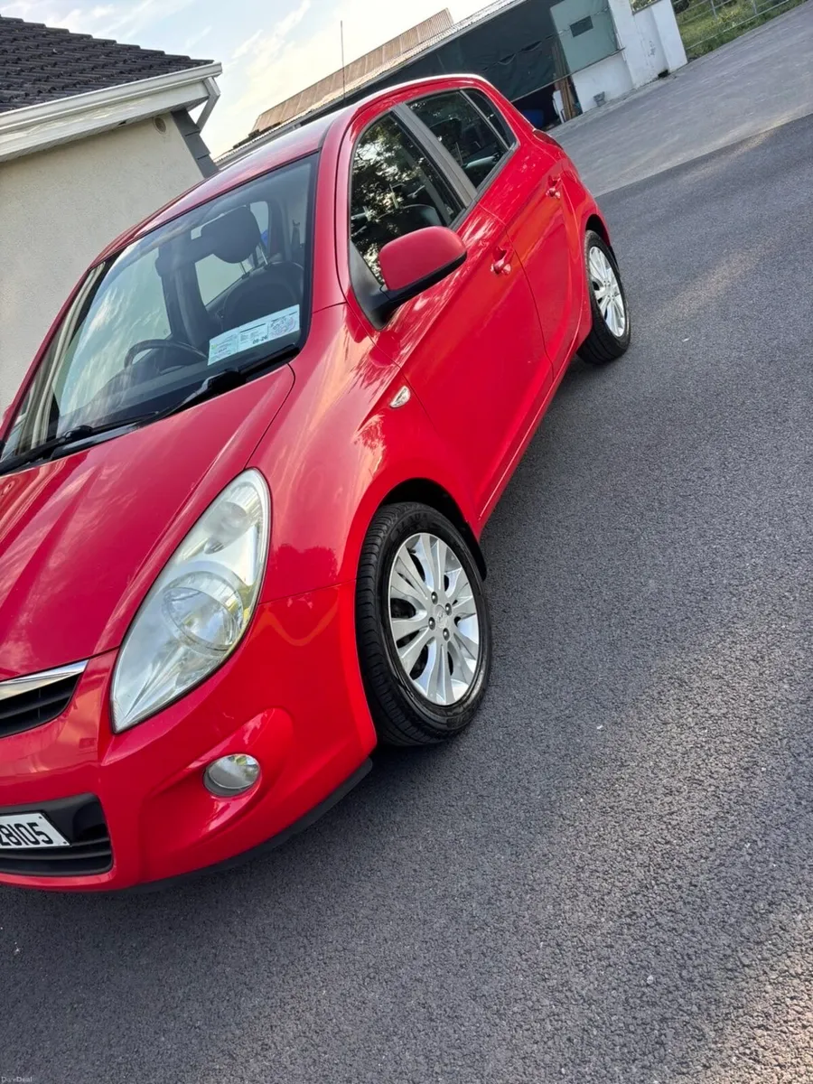 Hyundai i20 NCT & TAX 03/27 - Image 1
