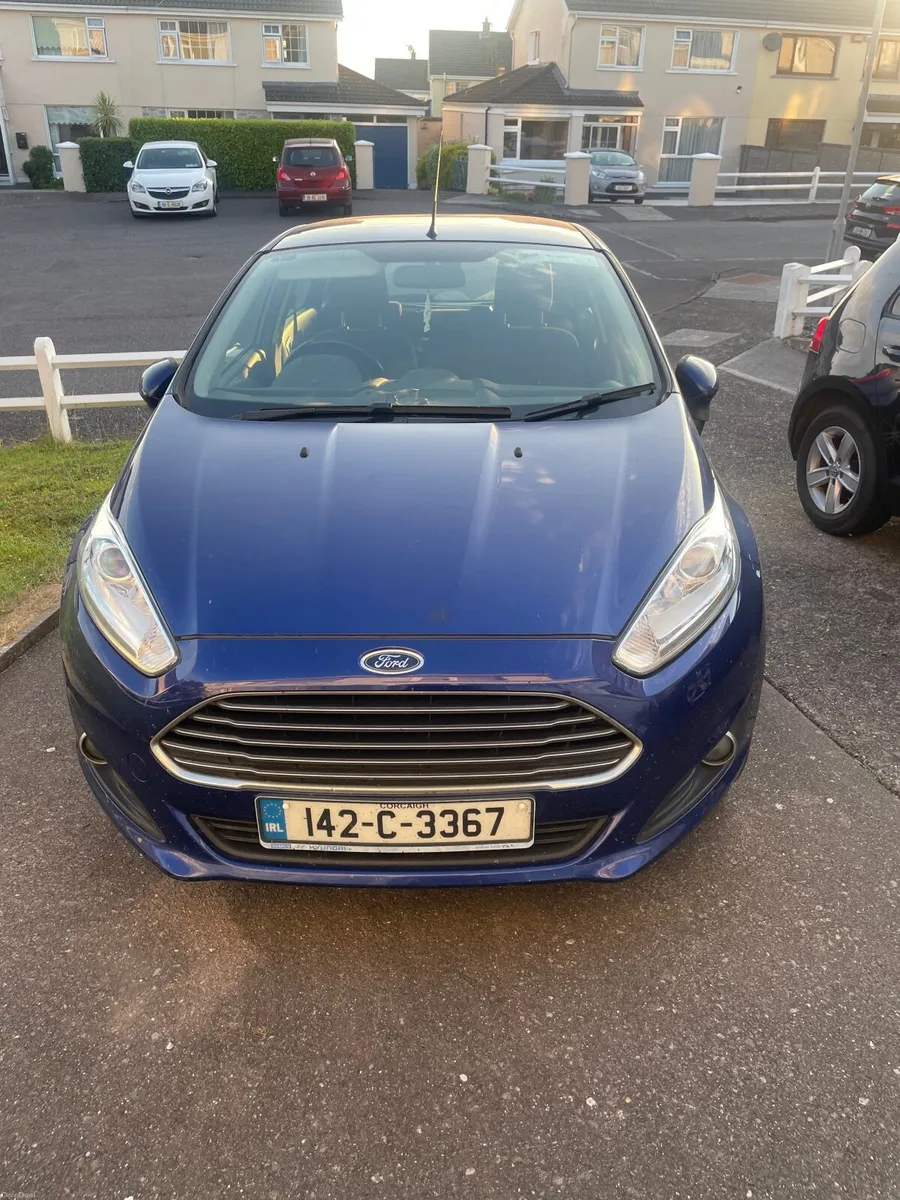 Ford Fiesta 2014 - Image 2