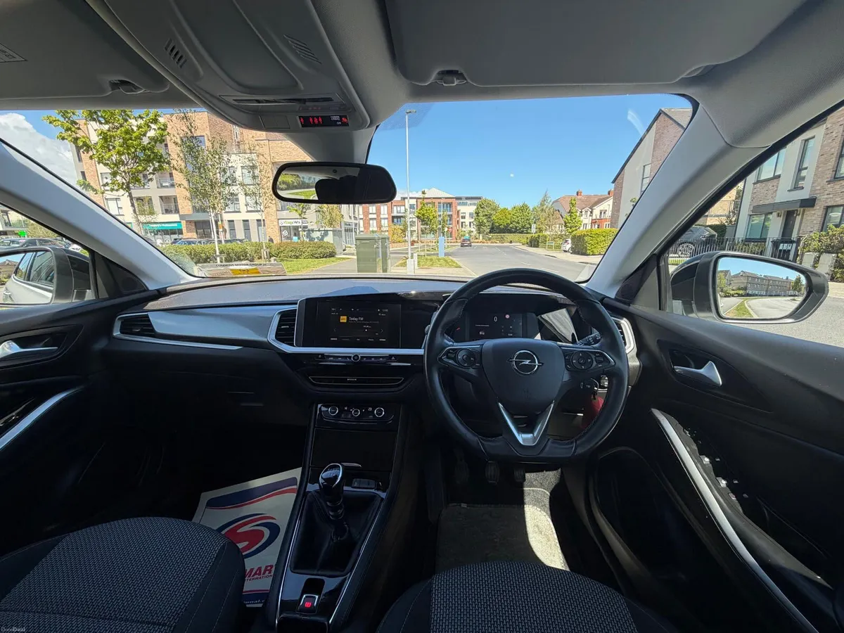 Opel Grandland X 2024- 1.2L Petrol - Image 5