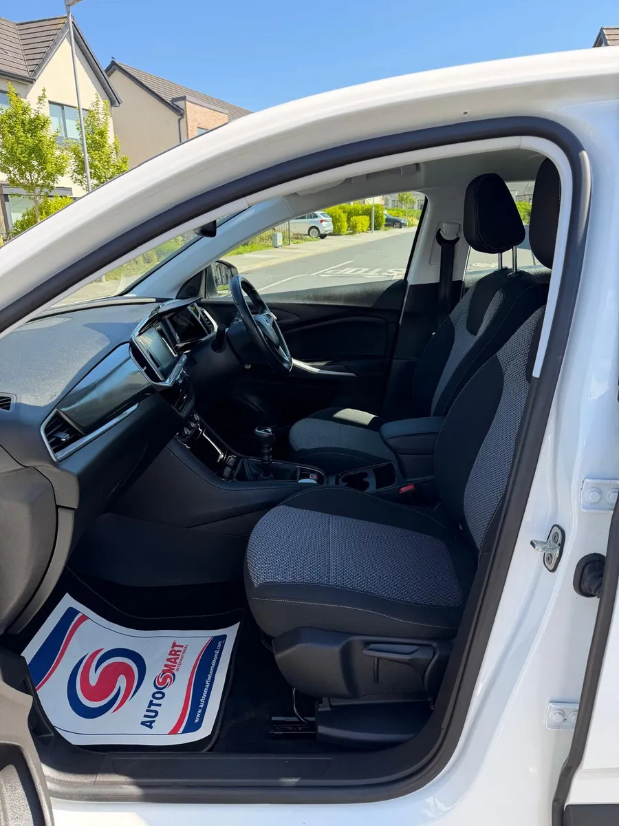 Opel Grandland X 2024- 1.2L Petrol - Image 6