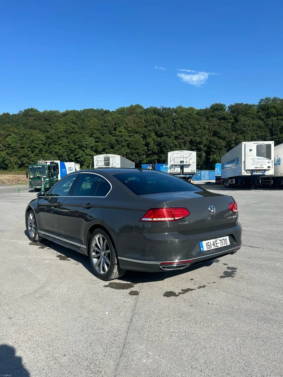 Volkswagen Passat Rline 2L 150bhp - Image 4