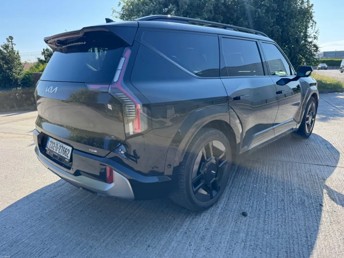 Kia EV9 GT LINE 7S AWD 5DR AUTO - Image 2