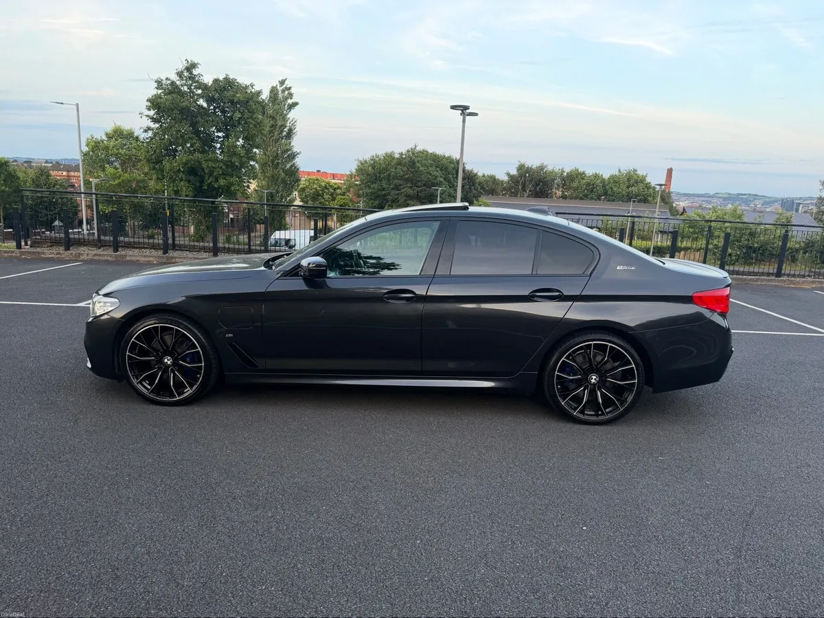 2018 BMW 5 SERIES 530E M SPORT - Image 6
