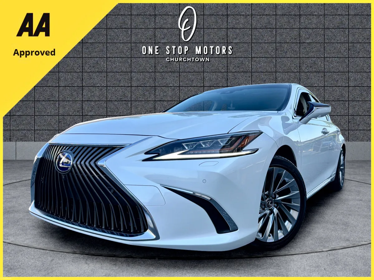 2021 Lexus ES300h *ULTRA LUXURY* HYBRID (GIGANTIC) - Image 2