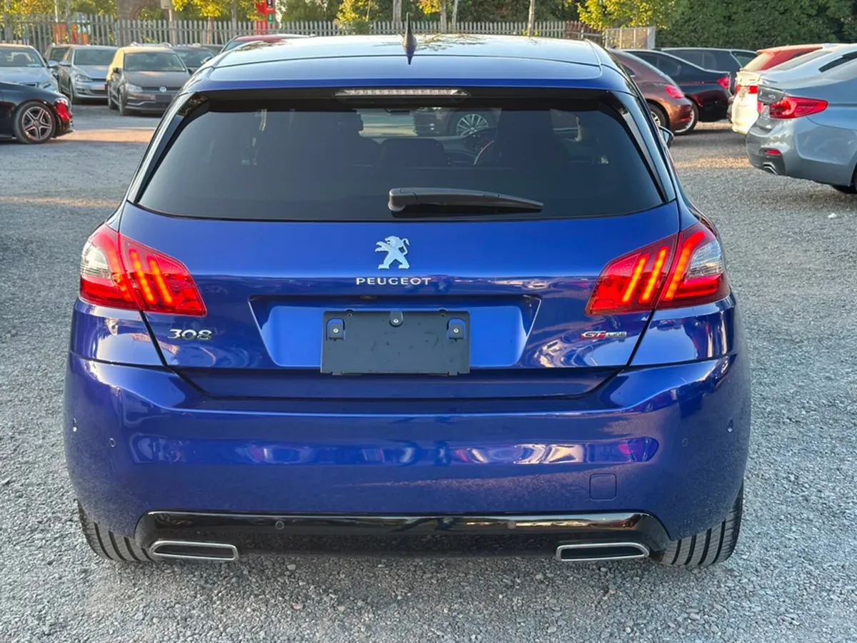 Peugeot 308 1.5L Diesel GT LINE BLUE HDI - Automat - Image 4