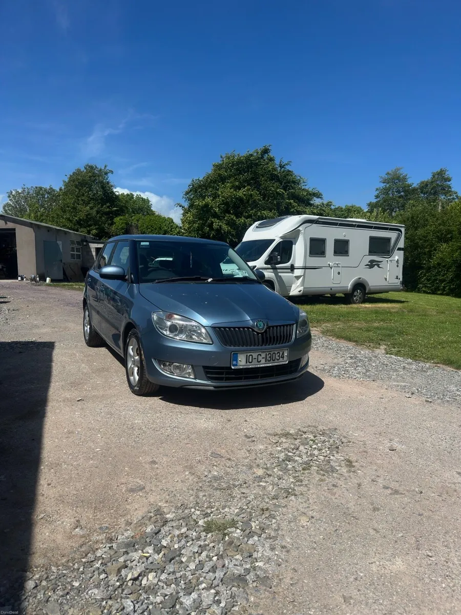 2010 Skoda Fabia - Image 1