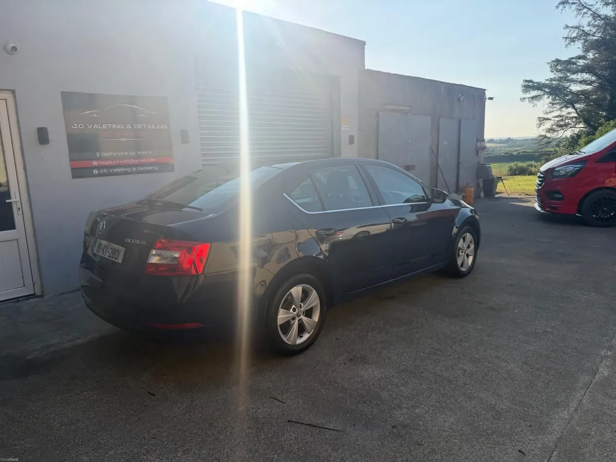ŠKODA OCTAVIA 2.0 TDI SE TECHNOLOGY 150 PS 5DR H/B - Image 2