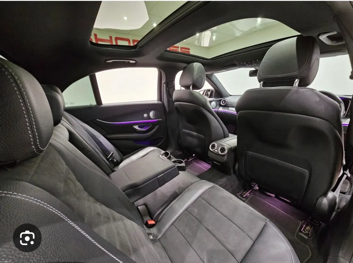 Mercedes-Benz E-220 AMG Line Premium Plus - Image 2