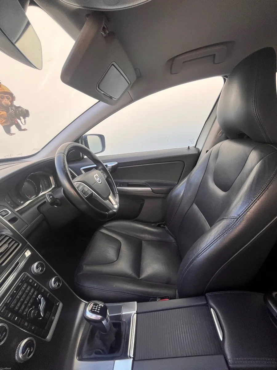 2016 Volvo XC60 D4 SE Lux Nav - Image 6