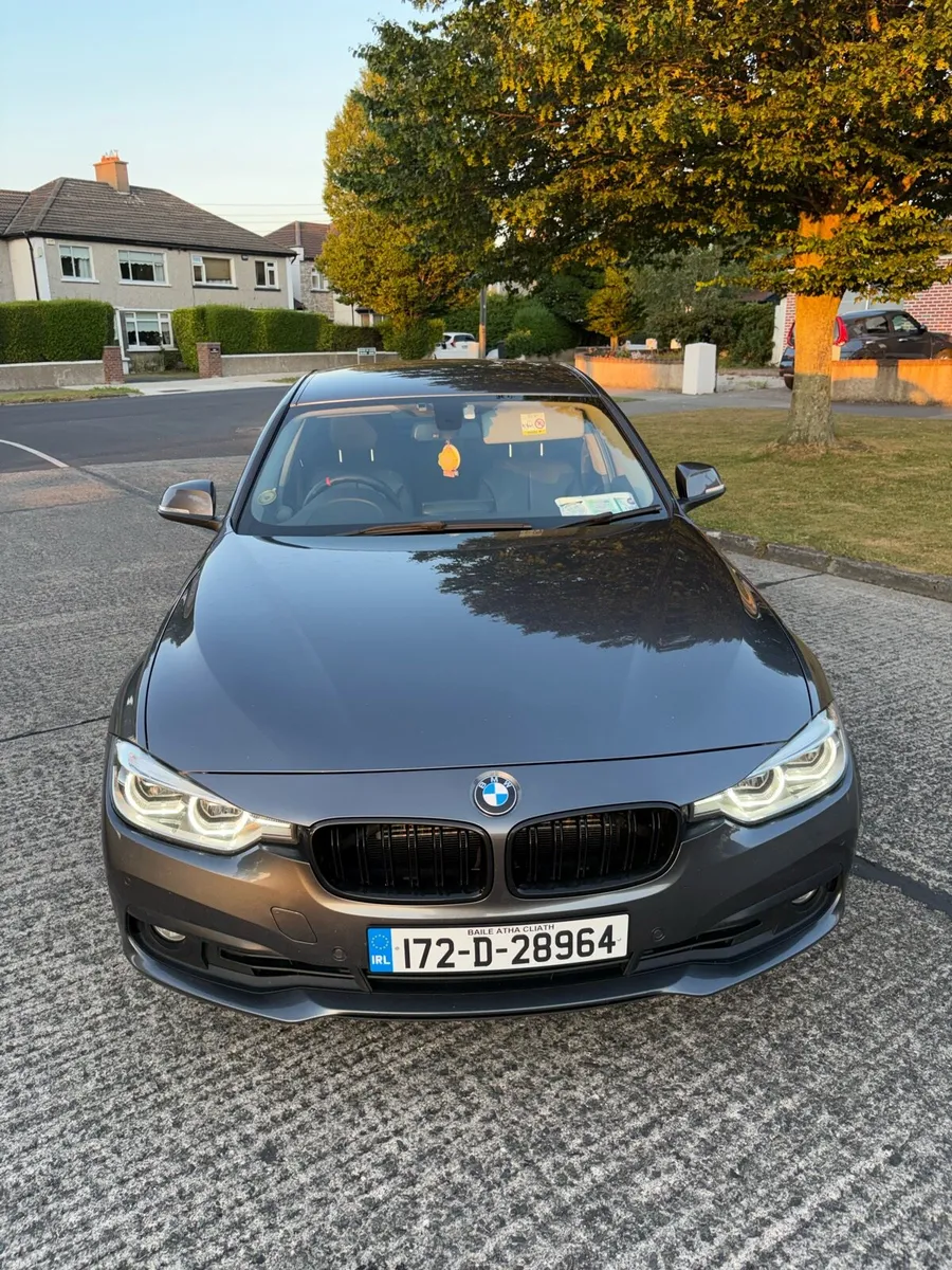 2017 bmw 330e long nct,tax low milage high spec - Image 3