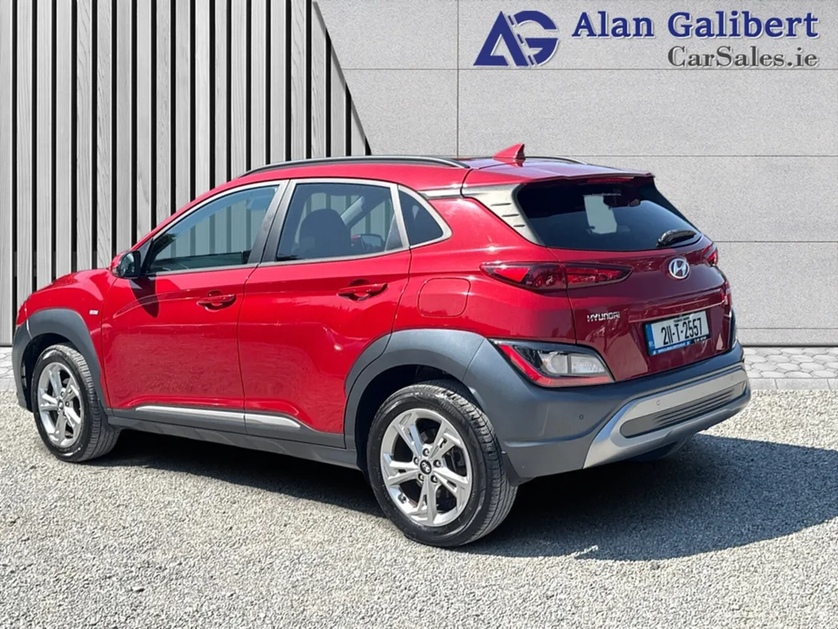 Hyundai KONA KAUAI EXECUTIVE MILD HYBRID DIESEl - Image 2