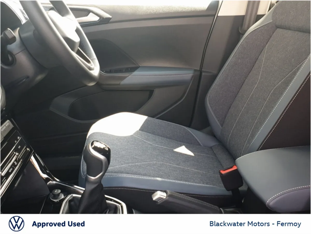 Volkswagen T-Cross 1.0TSI 115BHP STYLE - Image 4
