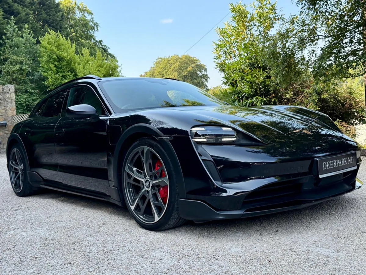 Porsche Taycan 4S CROSS TURISMO *562 bhp Performan - Image 2