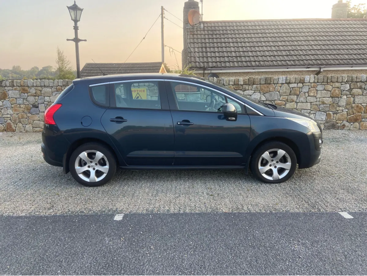 Peugeot 3008 ACTIVE 1.6 HDI 112 4DR - Image 2