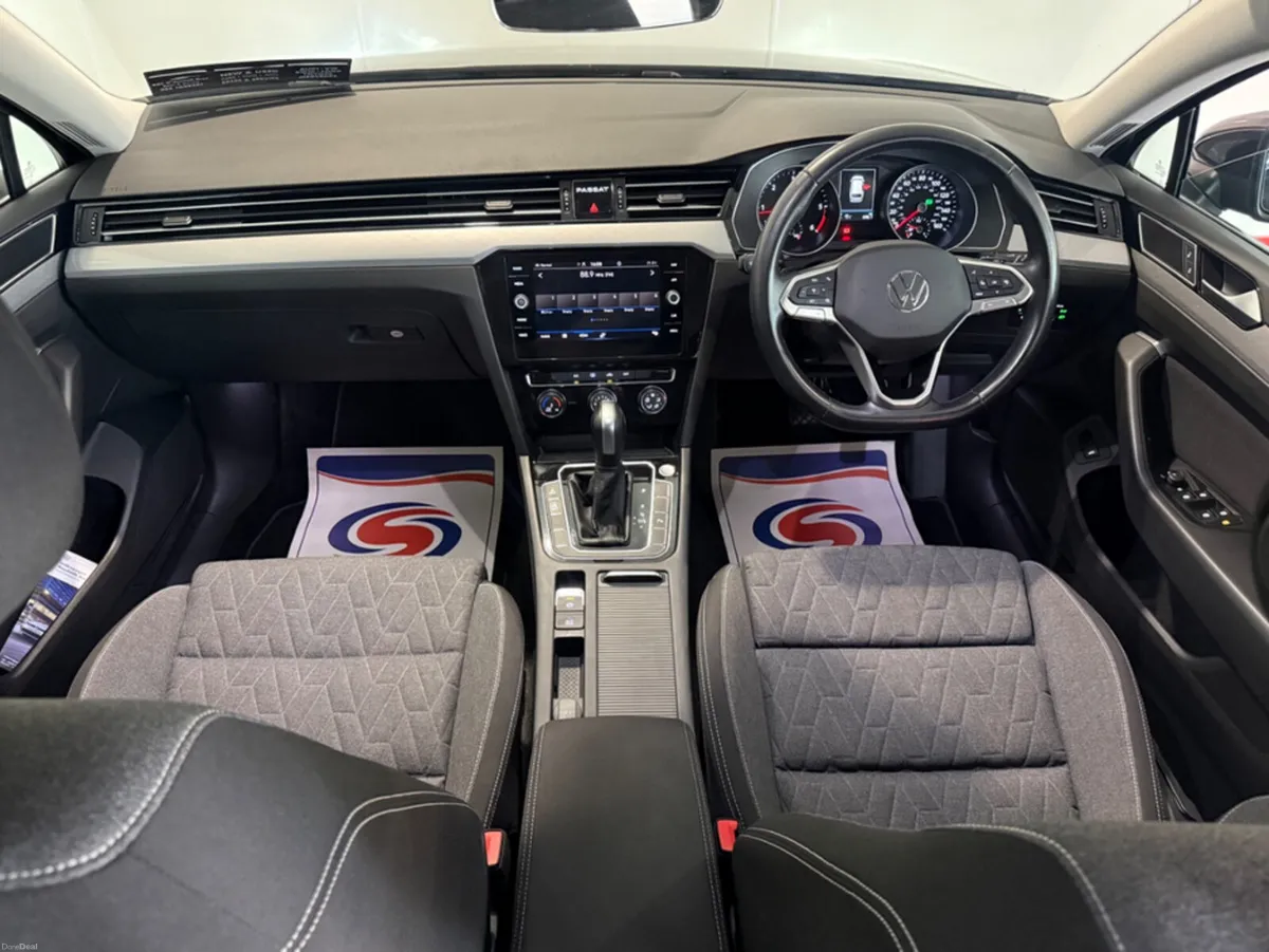 Volkswagen Passat Elegance 2.0 TDI DSG AUTOMATIC - Image 3