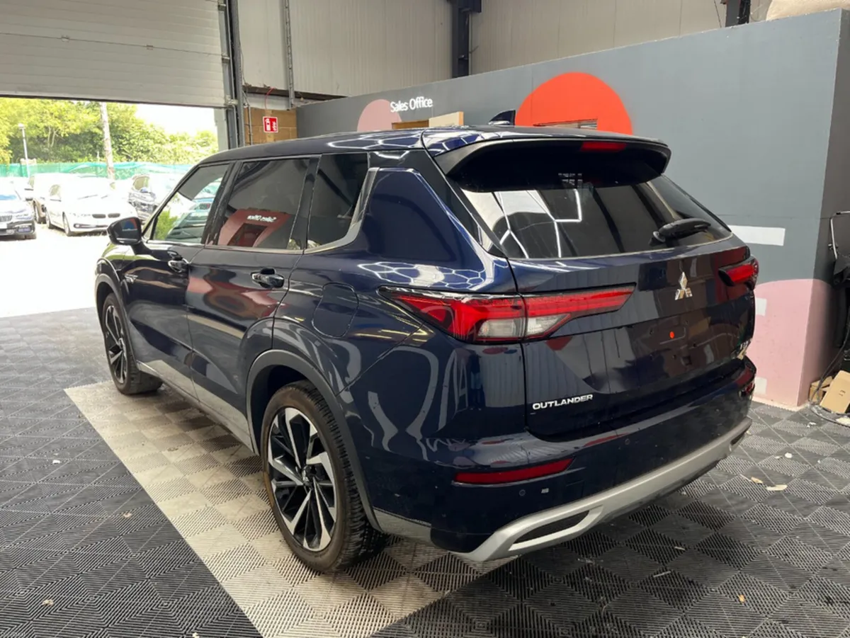 Mitsubishi Outlander 2022 MITSUBISHI OUTLANDER PHE - Image 4