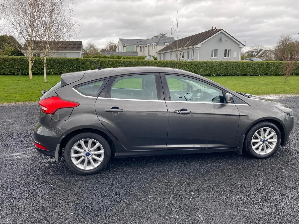 Ford Focus 2017 - Image 4