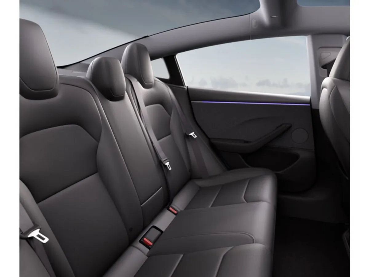 Tesla Model 3 Model 3 Premium Long Range Rear-Whee - Image 5