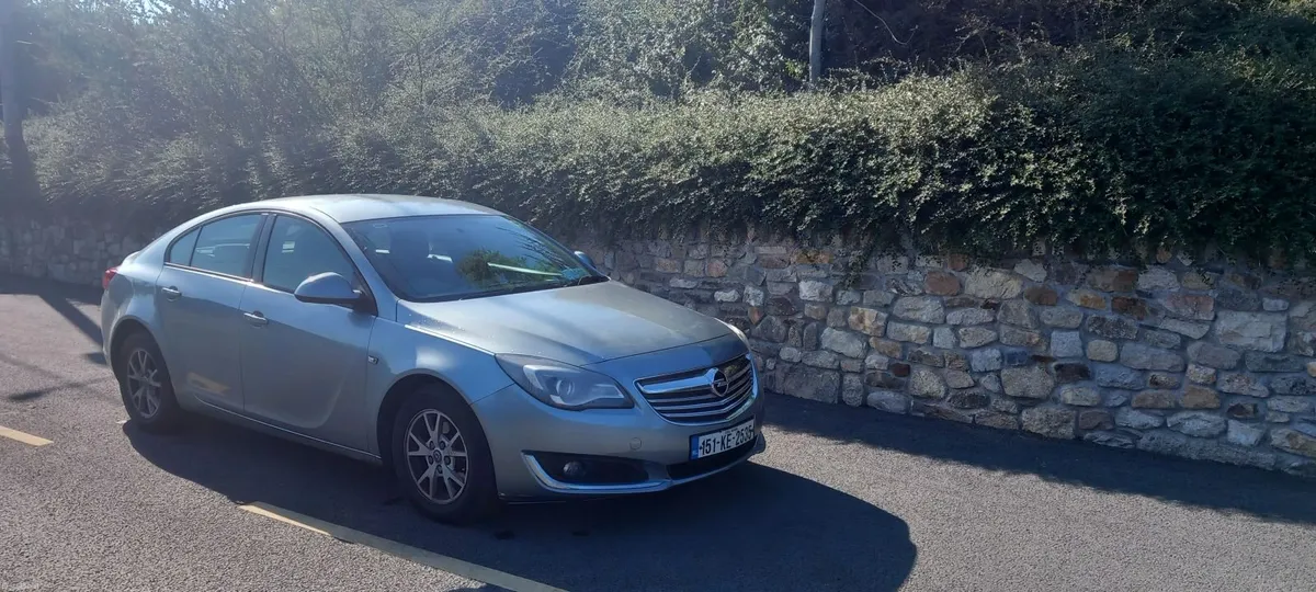 Opel Insignia 2015 - Image 1