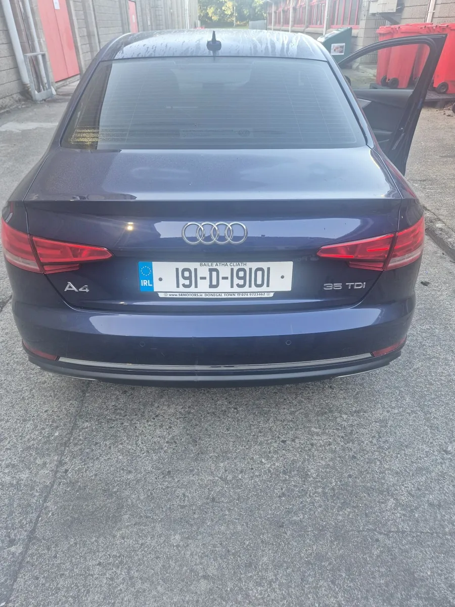 Audi A4 2019 - Image 5