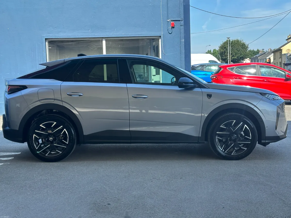Peugeot 3008 1.2 MHEV 145bhp eDCS6 GT - Image 2