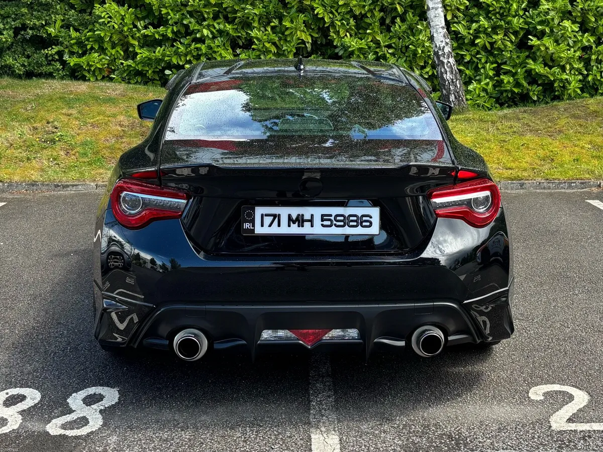 2017 Toyota GT86 Manual – Modellista kit - Image 5