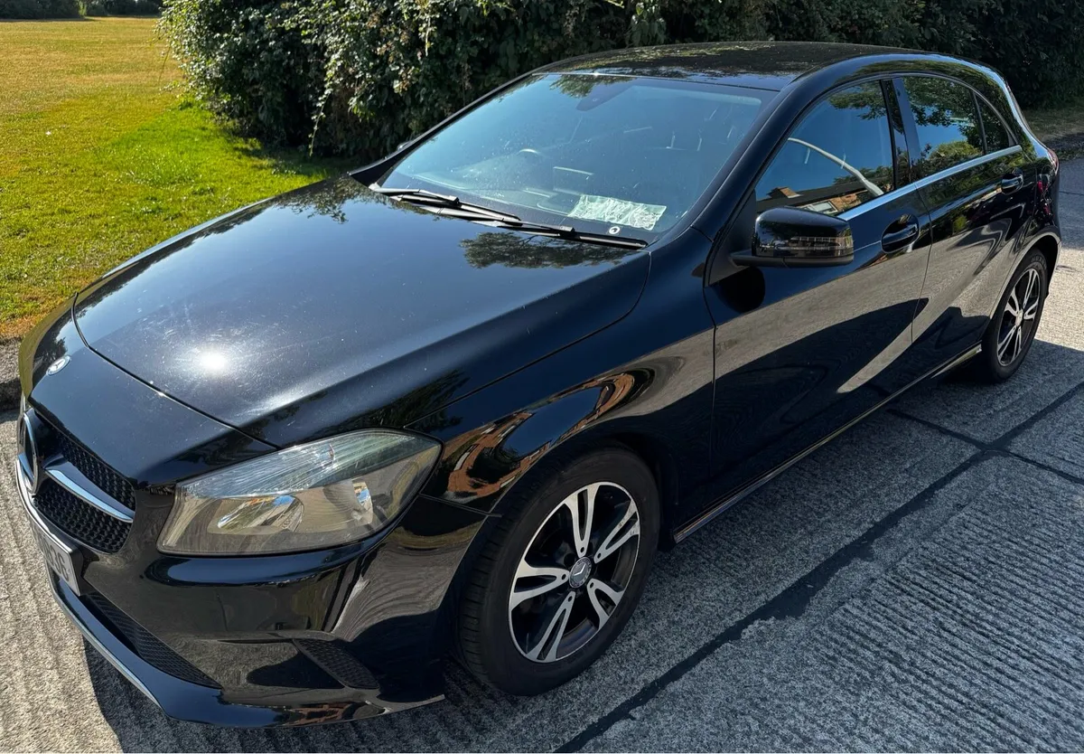 Mercedes Benz A class 2016 180D Manual - Image 2