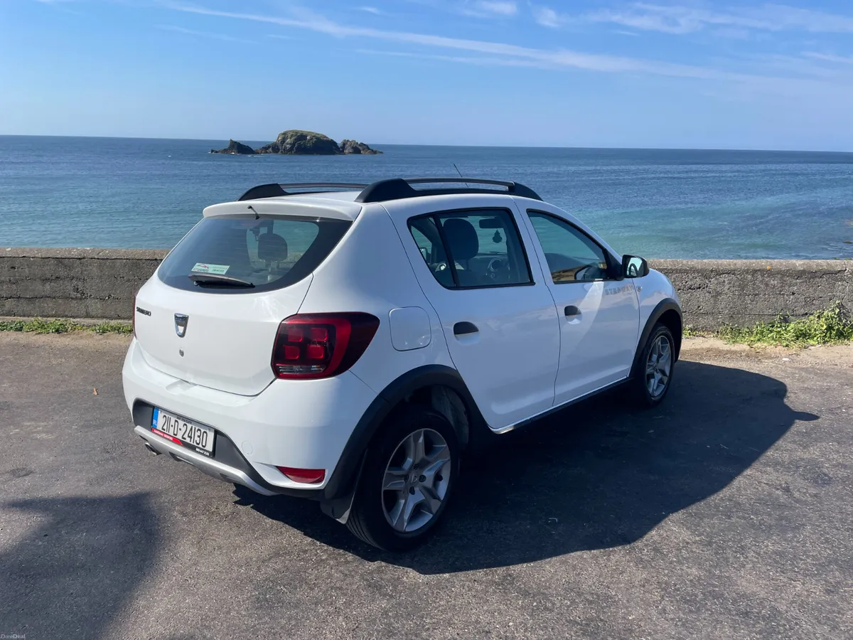 211 Dacia Sandero Stepway.. NCT 03/27.. Warranty - Image 4