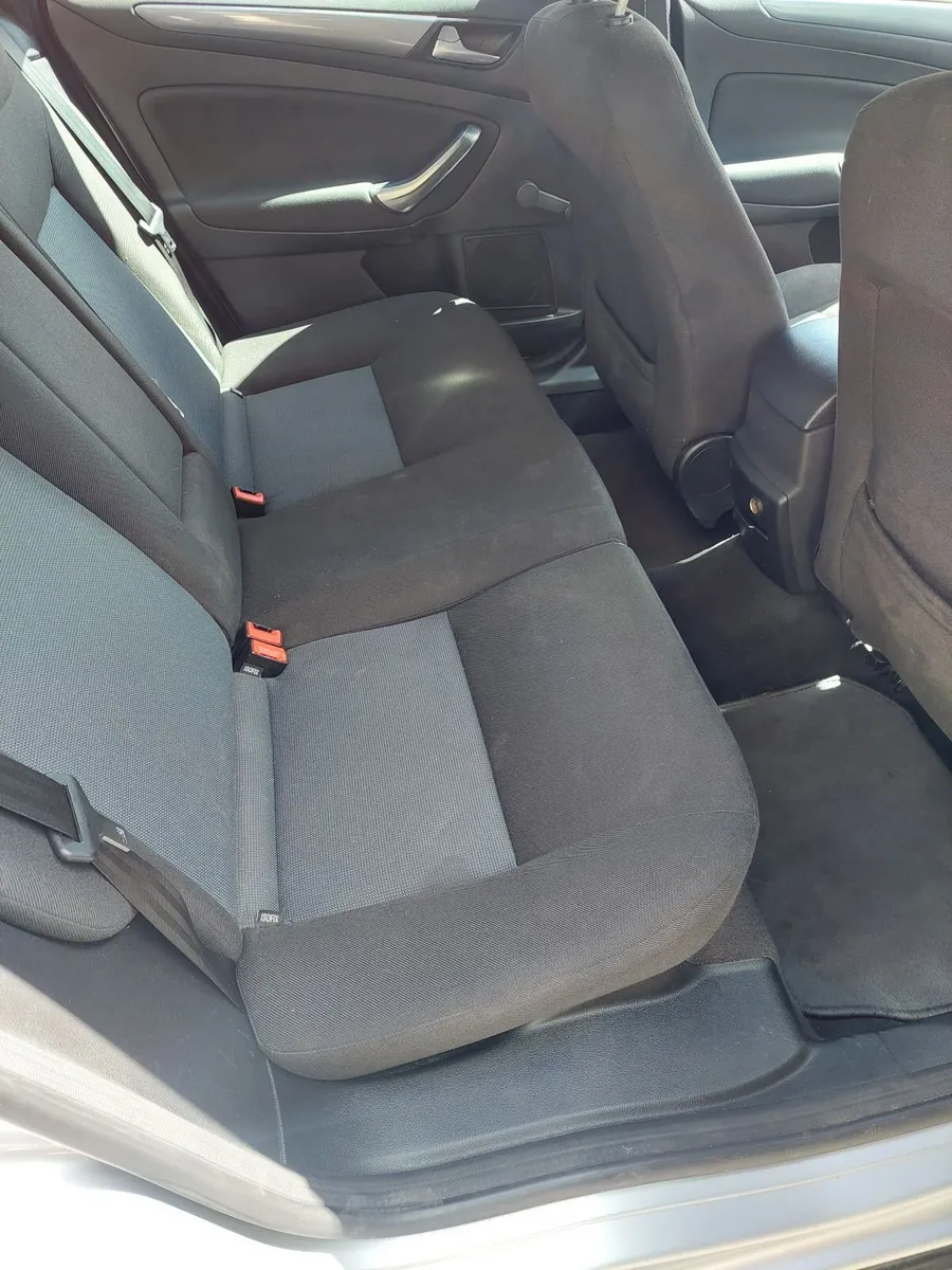 Ford Mondeo 2011 - Image 3