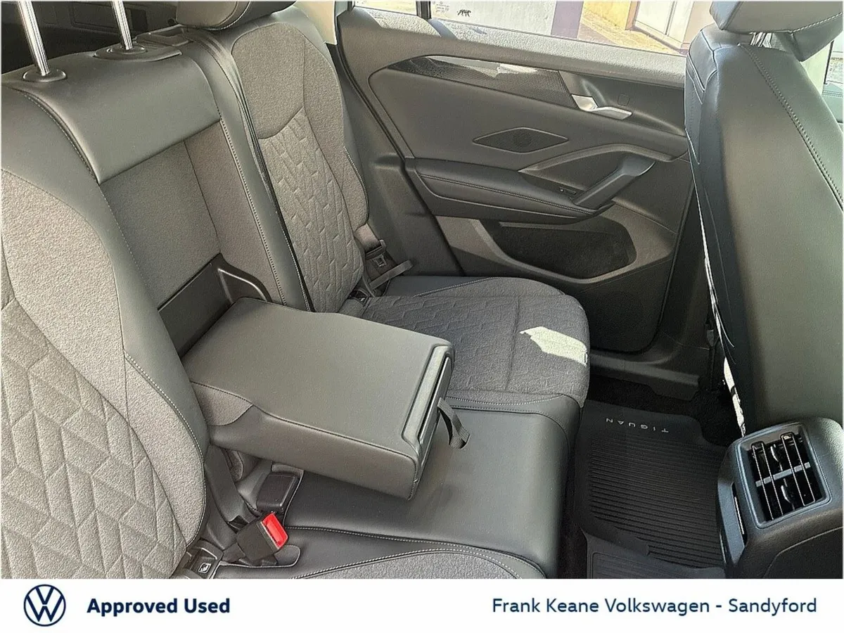 Volkswagen Tiguan 2.0 TDI 150HP Life DSG AUTO  @Fr - Image 6