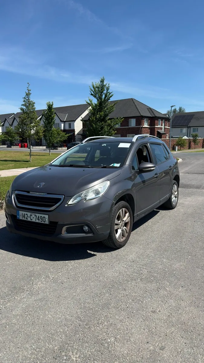 Peugeot 1.2 Petrol automatic - Image 1