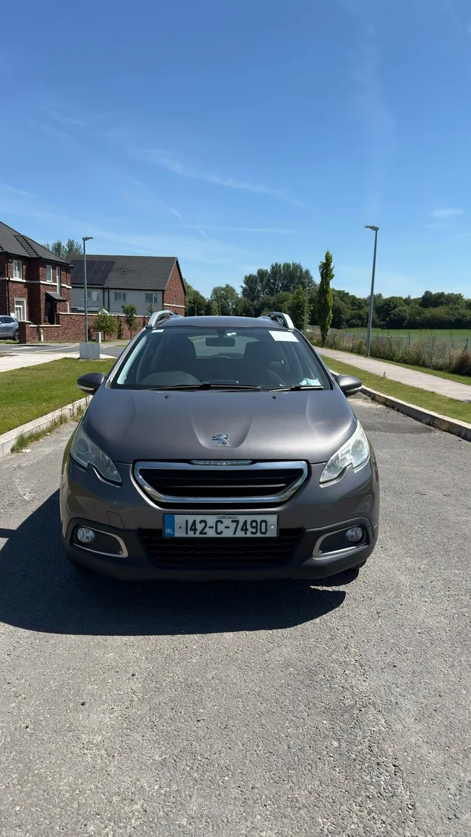 Peugeot 1.2 Petrol automatic - Image 3
