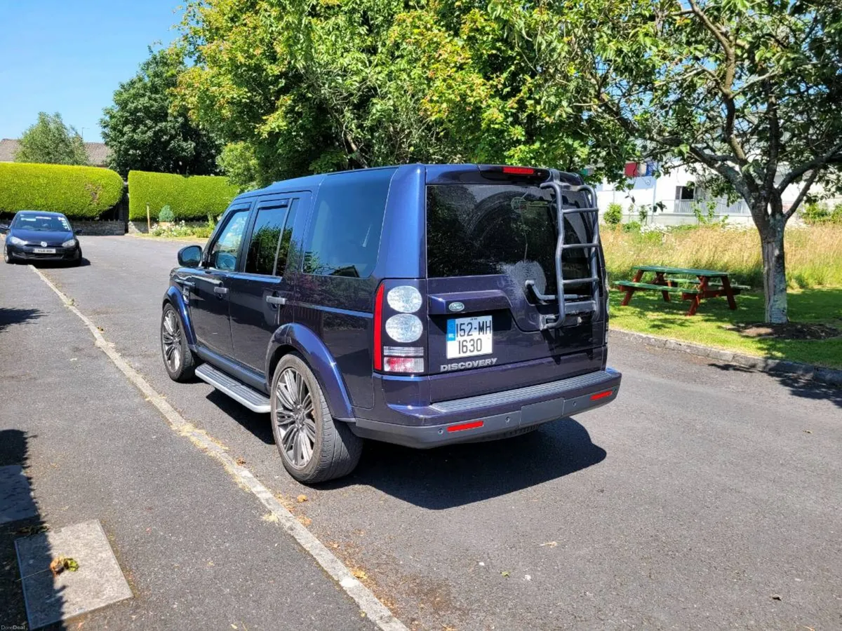 Land Rover Discovery 4 - Image 4