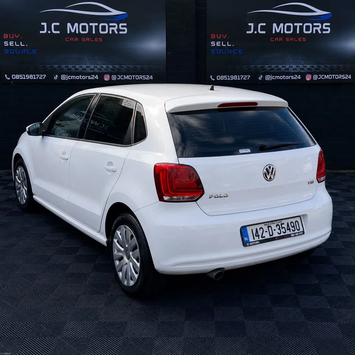 142 VW Polo Only 41km Automatic - Image 4