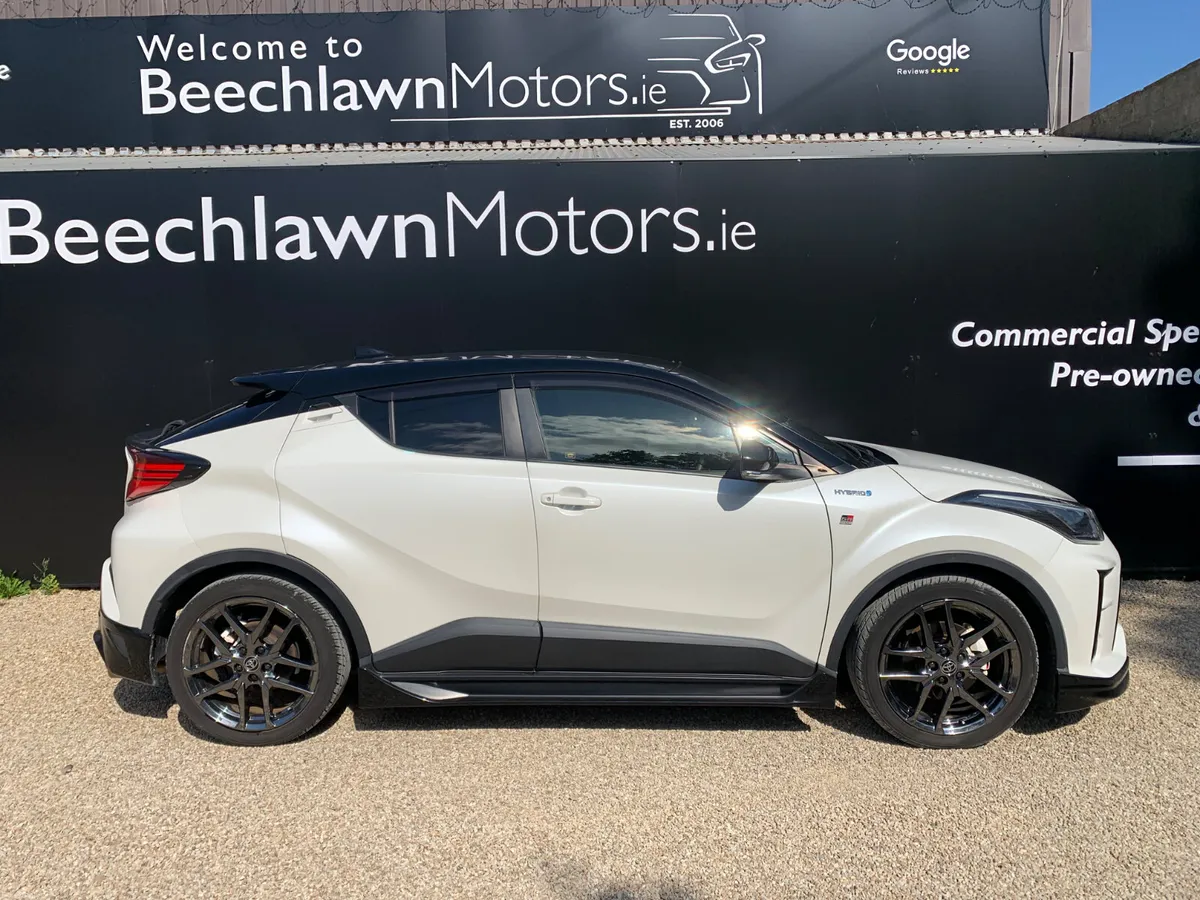 TOYOTA C-HR 1.8 HYBRID PETROL GR SPORT - Image 2
